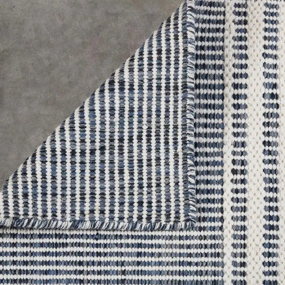 Amos Rug - Atlantic :series: Where elegance meets the ocean