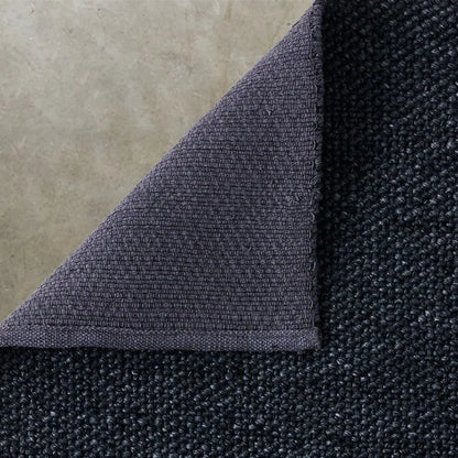 Sherah Rug - Navy: Timeless elegance for your home