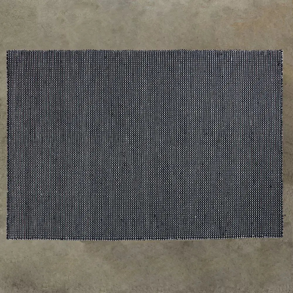 Daara Rug - Ink : Let your floor tell a story of heritage and artistry