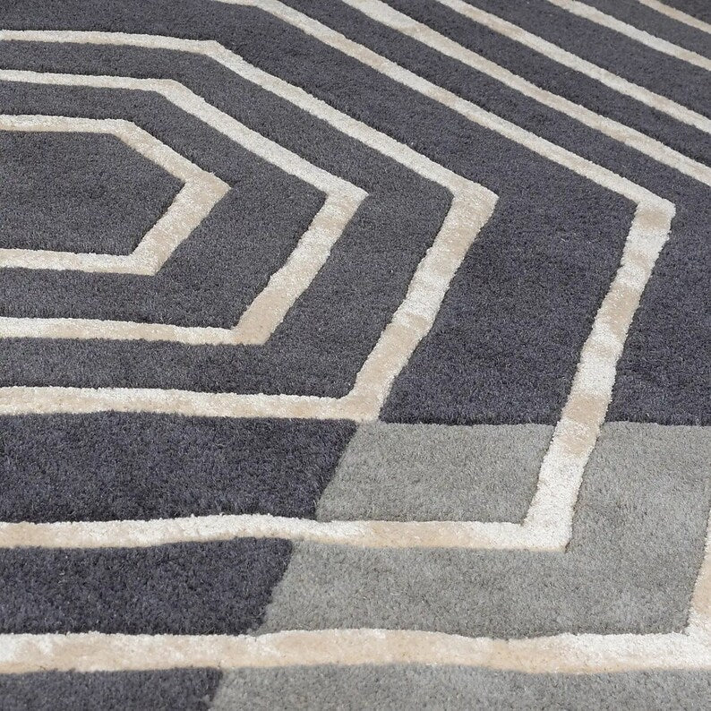 Gray and Dark Gray Color Modern Hand Tufted Design Rug