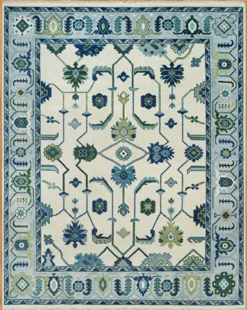Hand-Knotted Oushak Wool Rug - Cream and Sky Blue Oriental Style