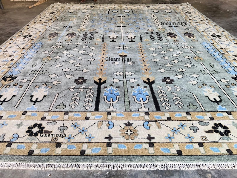 Hand-Knotted Oushak Wool Rug - Gray & Green Vintage Turkish Area Rug