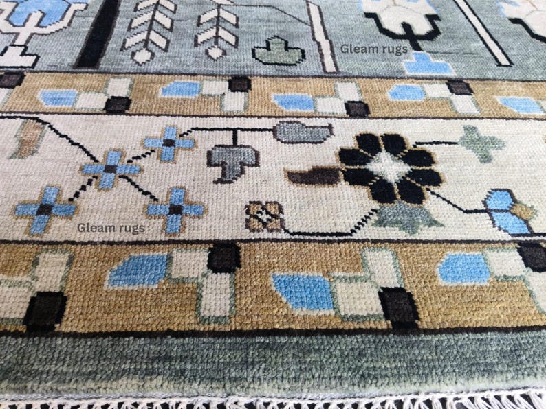 Hand-Knotted Oushak Wool Rug - Gray & Green Vintage Turkish Area Rug