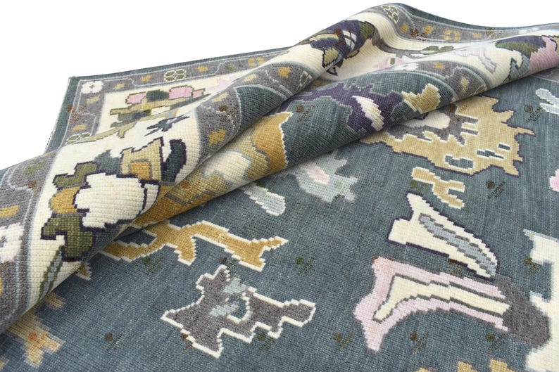 Sage green Ivory Oushak Rug – Luxurious Rug for Living Room, Bedroom & Dining Hall