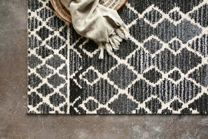 Hand Tufted Charcoal / Ivory Area Rugs
