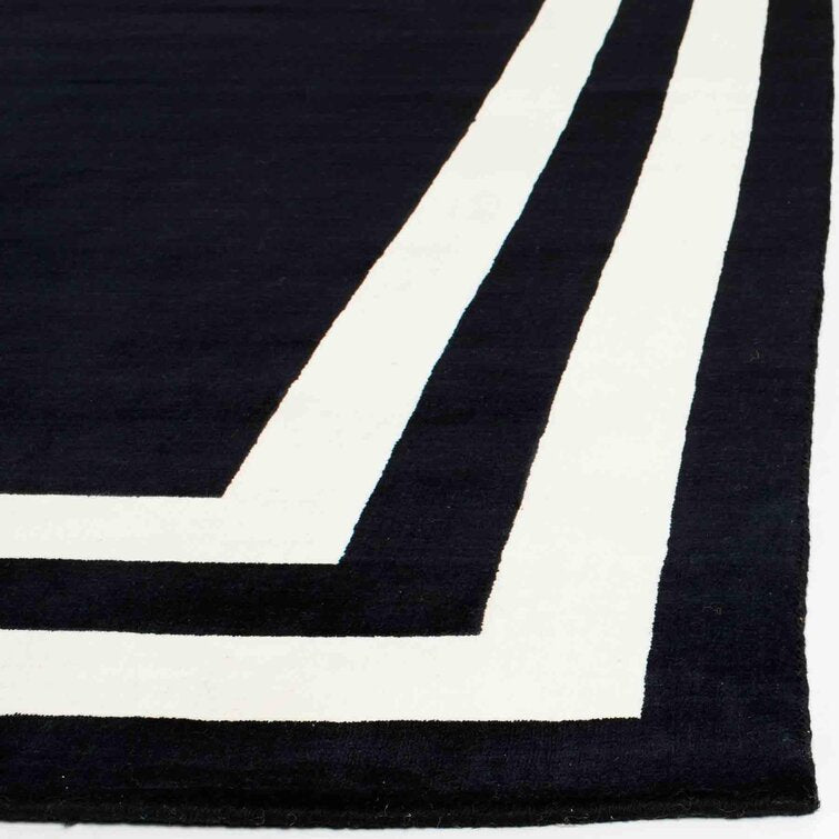Border Hand-Tufted Wool Area Rug