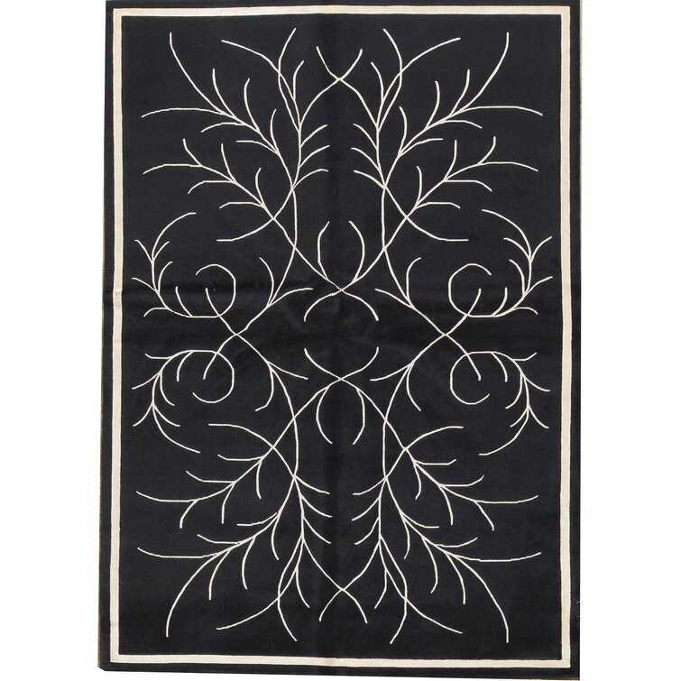 Black and White Color Design  Hand-Tufted  Wool Area Rug