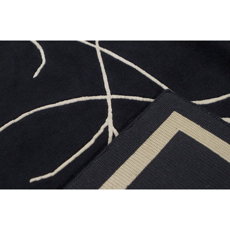Black and White Color Design  Hand-Tufted  Wool Area Rug