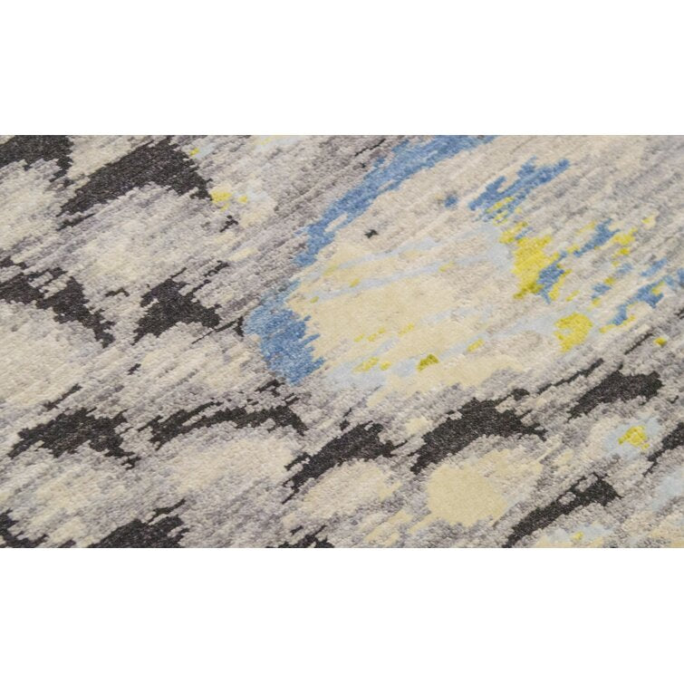 PG050  High-Quality Wool Area Rug